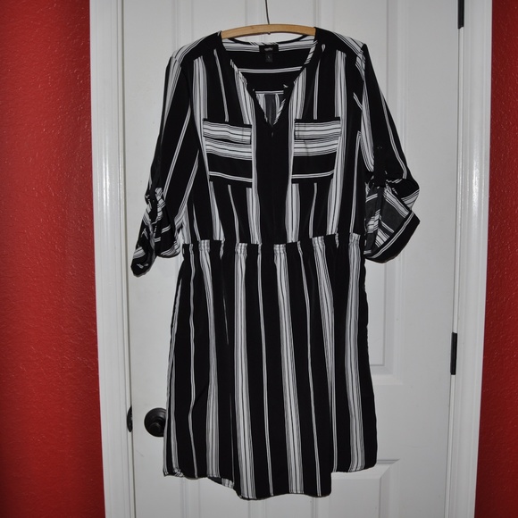 NEW B+W Striped Split Neck Shirt Dress [D3] - Picture 4 of 6